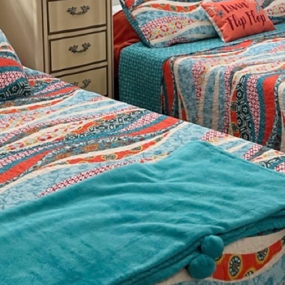 Teal PomPom Throw Blanket - Picture 2 of 3